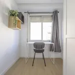 Rent a room of 120 m² in valencia