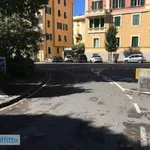 Affitto 5 camera appartamento di 177 m² in Genoa