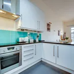 Rent 3 bedroom flat of 95 m² in Newcastle upon Tyne