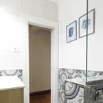 Rent a room of 80 m² in bilbao