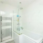 Rent 3 bedroom flat in Wales