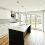 Rent 4 bedroom house in South East England