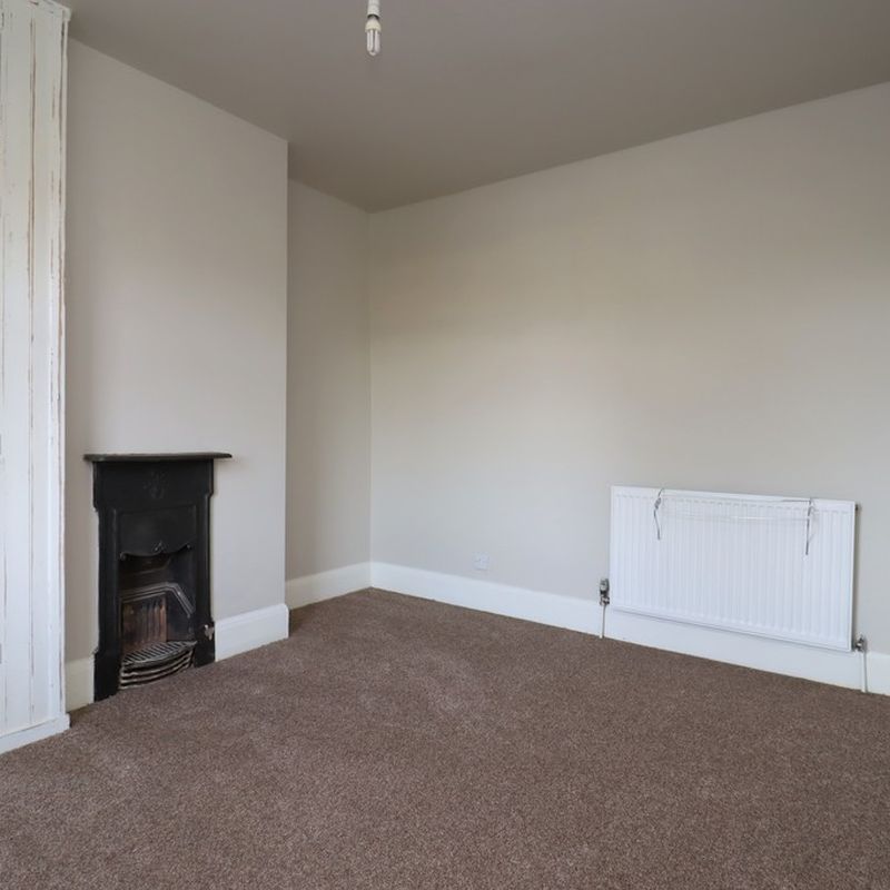 3 room house to let in Beaucroft Road, Waltham Chase, Southampton united_kingdom
