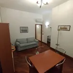 Affitto 2 camera appartamento di 63 m² in Pozzaglio ed Uniti