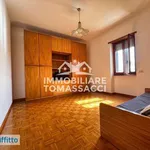 Affitto 5 camera appartamento di 136 m² in Rome