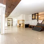 Rent 5 bedroom house of 450 m² in Krakow