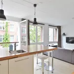 Huur 2 slaapkamer appartement van 55 m² in Weesperzijde