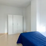 Rent 7 bedroom apartment in Granada