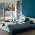 Miete 4 Schlafzimmer wohnung von 230 m² in Dusseldorf