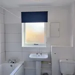 Rent 4 bedroom flat in East Of England