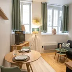 Appartement de 260 m² avec 1 chambre(s) en location à Lyon