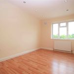 Rent 2 bedroom flat in Romford