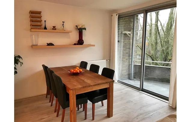 Huur 2 slaapkamer appartement van 84 m² in Amstelveen