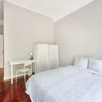 Rent a room in lisbon