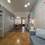 Pronajměte si 2 ložnic/e byt o rozloze 40 m² v Praha