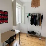 Rent a room in lisbon