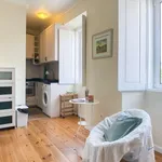 Rent 1 bedroom apartment in lisbon