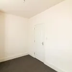 Rent 2 bedroom flat in Scarborough