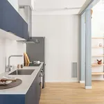 Rent 2 bedroom apartment of 82 m² in barcelona