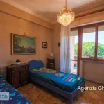 Rent 4 bedroom apartment of 120 m² in Genoa