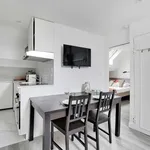 Rent 1 bedroom apartment of 160 m² in Paris