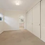 Rent 1 bedroom house in Thornleigh