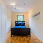 Miete 3 Schlafzimmer wohnung von 122 m² in Berlin