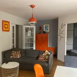 Appartement de 4661 m² avec 2 chambre(s) en location à Montrouge