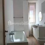 Rent 5 bedroom apartment of 169 m² in Milan