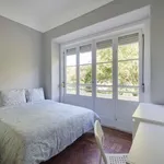 Rent a room in lisbon