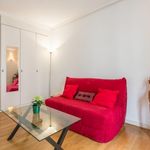 Rent 2 bedroom apartment in Paris