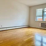 Rent 3 bedroom apartment of 102 m² in Queens