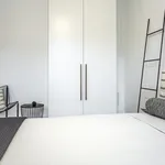 Miete 1 Schlafzimmer wohnung von 592 m² in Dusseldorf