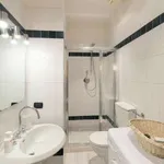 Rent 3 bedroom apartment of 70 m² in Florence