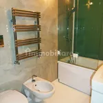 Rent 5 bedroom apartment of 156 m² in Bari