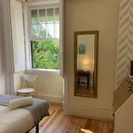 Rent 6 bedroom apartment in Lisbon