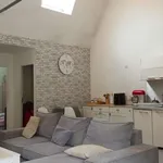 Maison de 80 m² avec 4 chambre(s) en location à Saint-Étienne