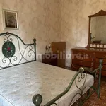 Rent 4 bedroom apartment of 120 m² in Rome