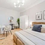 Rent 1 bedroom apartment of 34 m² in berlin