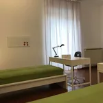 Rent a room in milan