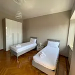 Rent 3 bedroom apartment in Turin