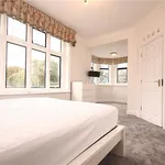 Rent 3 bedroom apartment in Borough of Spelthorne