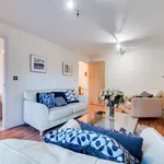 Rent 2 bedroom apartment of 74 m² in Manchester