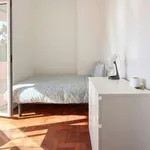 Rent a room in lisbon