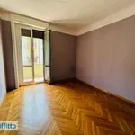 Rent 2 bedroom apartment of 70 m² in Milan