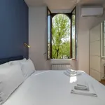 Rent 1 bedroom apartment of 45 m² in Milan