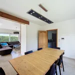 Maison de 250 m² avec 5 chambre(s) en location à Meise