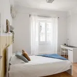 Rent a room of 369 m² in Lisboa