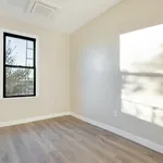 Rent 2 bedroom house in Brooklyn