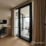 Rent 3 bedroom house of 215 m² in Bangkok